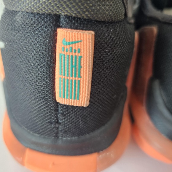 Nike LeBron Witness 6 Black Sequoia Silver CZ4052-001 Mens Basketball Shoes 7.5 - Picture 4 of 16